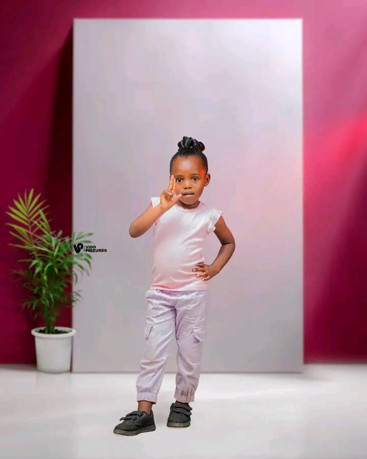 Studio & fashion by Vido Pictures